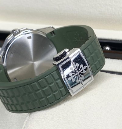 Patek Philippe Aquanaut Luce 09 2022 Fullset Extra Strap German Papers