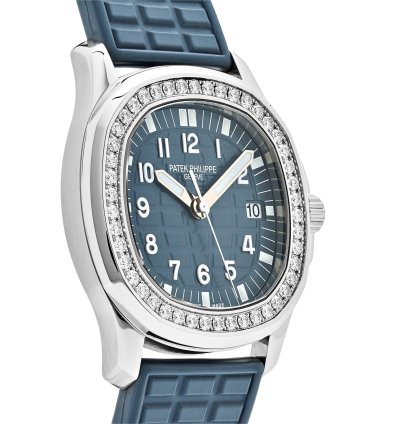 Patek Philippe Aquanaut Luce 5067a-025 Ladies Stainless Steel Blue Dial