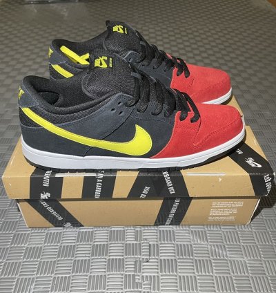 Nike Sb Dunk Low Butthead