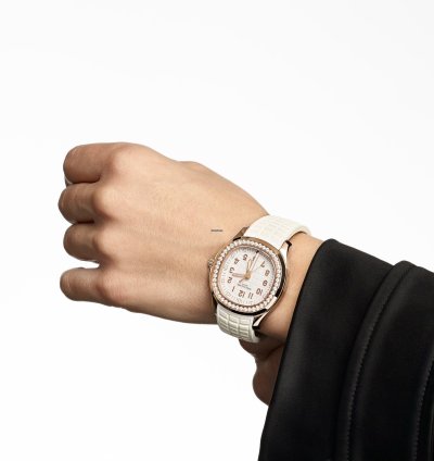 Patek Philippe Aquanaut Luce 5269 200r-001 Rose Gold White Dial 2024