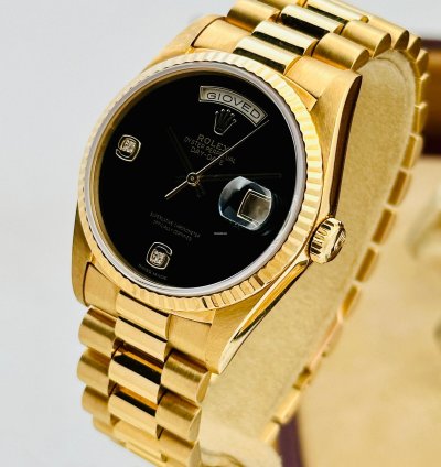 Rolex Day-date 36 18238 President Onyx Dial