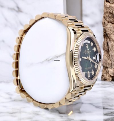 Rolex Day-date 36 18k Yellow Gold - Factory Green Diamond Dial Unworn 2022
