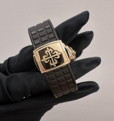 Patek Philippe Aquanaut Luce Ref 5068r-001