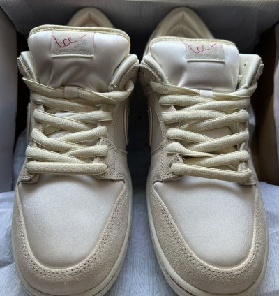 Nike Sb Dunk Low City Of Love Light Bone