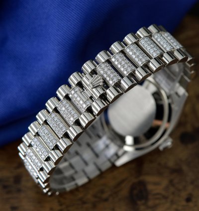 Rolex Day-date 36 18kt Wg Ref 128239 - Diamonds President And Blue Ombr Dial - Full Set 2022