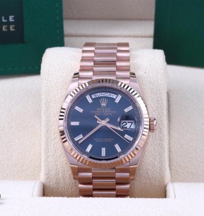 Rolex Day-date 36 2024 Day Date 36 Blue Green Diamond Baguette Rose Gold Everose 128235
