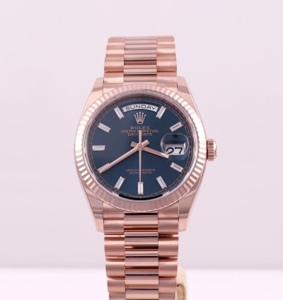 Rolex Day-date 36 2024 Day Date 36 Blue Green Diamond Baguette Rose Gold Everose 128235