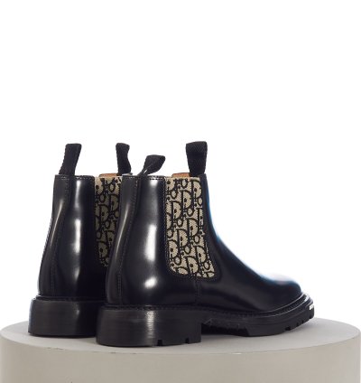 Explorer Ii Oblique Chelsea Boot In Black Polished Calfskin