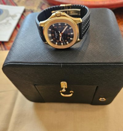 Patek Philippe Aquanaut Original Box And Papers