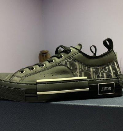 Fw 20 B23 Low Top Sneakers