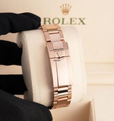 Rolex Daytona 126505 18k Rose Gold Sundust Index Dial 40 Mm
