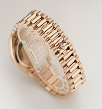 Rolex Day-date 36 36mm 18k Everose Gold President Blue-green Baguette Diamond Dial