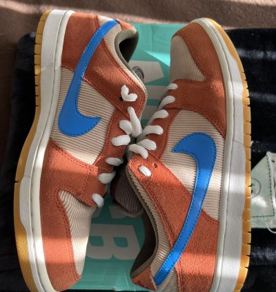 Nike Sb Dunk Low Dusty Peach Corduroy Sz 9