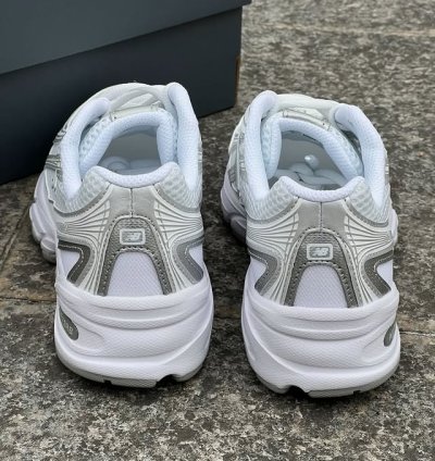 New Balance 740 White Silver