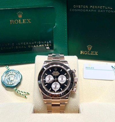 Rolex Daytona 126505 Daytona 40mm Rose Gold Black Diamond Set Oyster