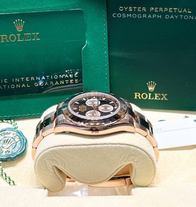 Rolex Daytona 126505 Daytona 40mm Rose Gold Black Diamond Set Oyster