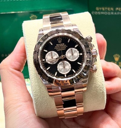 Rolex Daytona 126505 Daytona 40mm Rose Gold Black Diamond Set Oyster