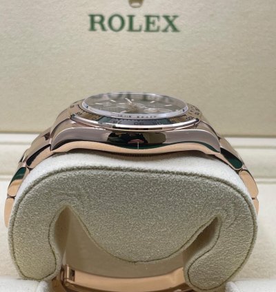 Rolex Daytona 126505 Rose Gold 18kt Black Sundust Dial New Unworn 2024 Full Set