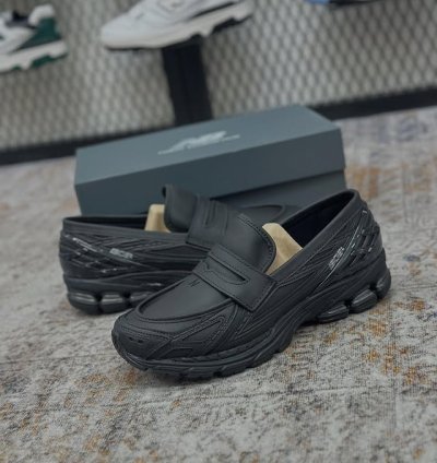 New Balance 1906 Loafers All Black Leather