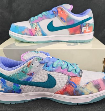 Nike Sb Dunk Low Futura Laboratories Bleached Aqua New