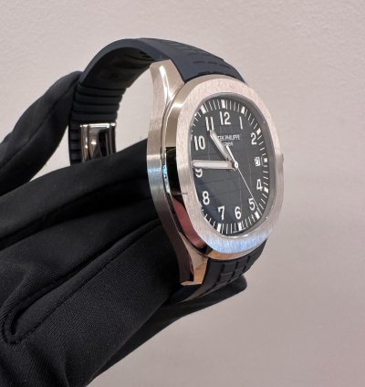 Patek Philippe Aquanaut Ref 5168g-001