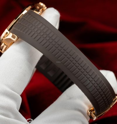 Patek Philippe Aquanaut Rose Gold Brown Dial 5164r Complete Set
