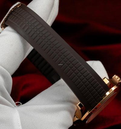 Patek Philippe Aquanaut Rose Gold Brown Dial 5164r Complete Set