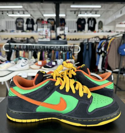 Nike Sb Dunk Low Green Spark Hoop Orange Sz 9