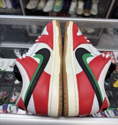 Nike Sb Dunk Low Habibi Frame Skate