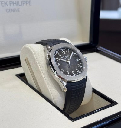 Patek Philippe Aquanaut Stainless Steel 2020