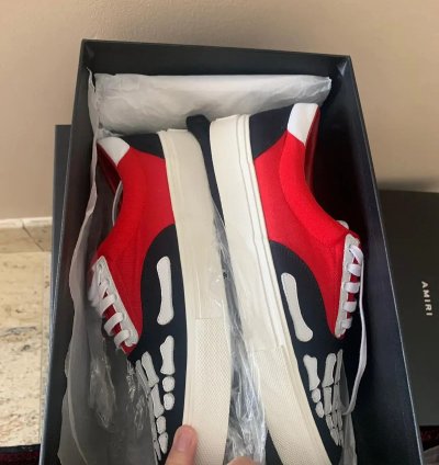 Low Top Skeleton Sneaker In Black Red