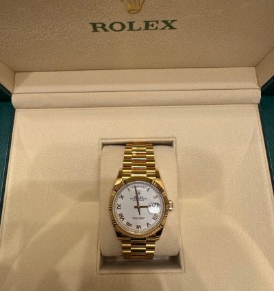 Rolex Day-date 36 36mm Gold White Face Roman Numbers