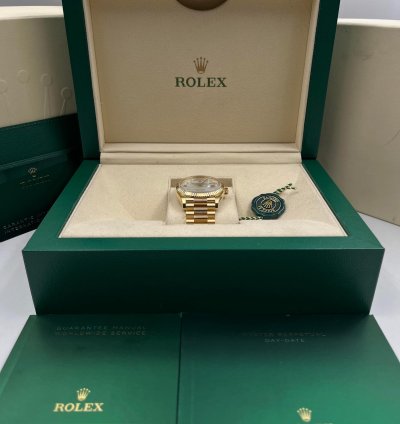 Rolex Day-date 36 36mm Mother Of Pearl Dial Yellow Gold Bracelet 128238 Unworn 2023