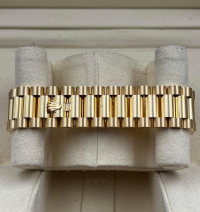 Rolex Day-date 36 36mm Mother Of Pearl Dial Yellow Gold Bracelet 128238 Unworn 2023