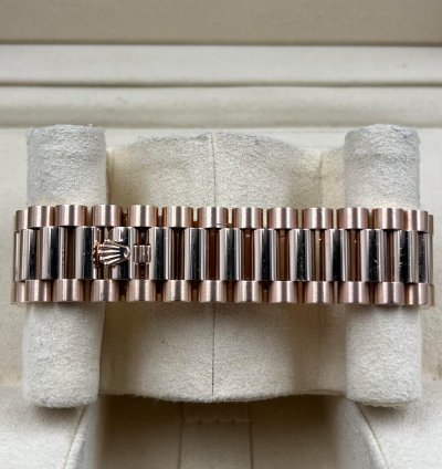 Rolex Day-date 36 36mm Mother Of Pearl Diamond Dial Rose Gold Bracelet 128345rbr Unworn 2022