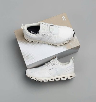 On Cloud 6 Waterproof White Pearl Ice