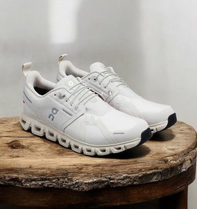 On Cloud 6 Waterproof White Pearl Ice
