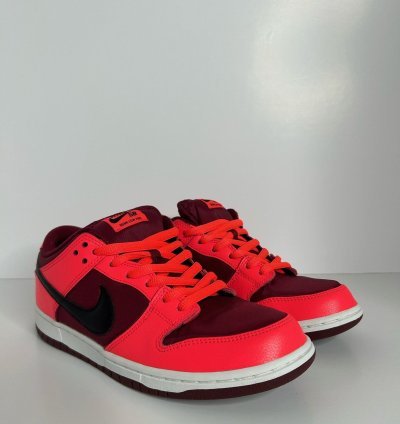 Nike Sb Dunk Low Laser Crimson