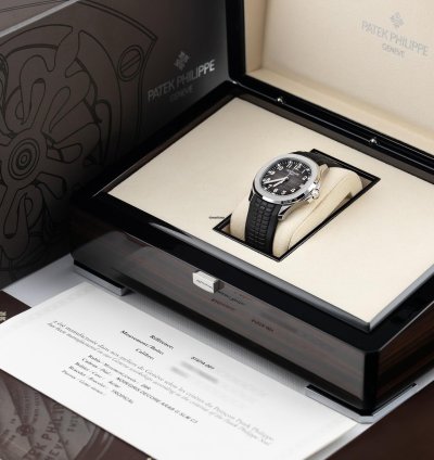 Patek Philippe Aquanaut Steel Black Grey Dial Rubber Strap Ref 5167a-001 Full Set