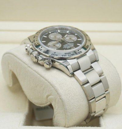 Rolex Daytona 126509 2025 Neu Schwarz Full Set