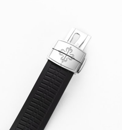 Patek Philippe Aquanaut Travel Time - Like New - 2019