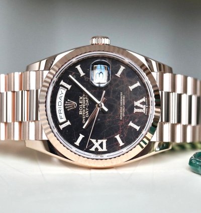 Rolex Day-date 36 36mm Rose Gold Eisenkiezel Roman Diamond Dial Unworn Full Set