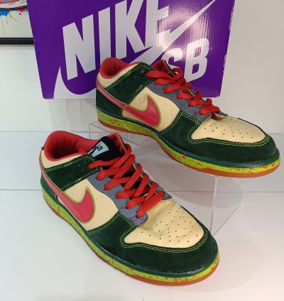 Nike Sb Dunk Low Mosquito
