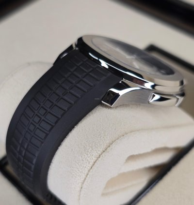 Patek Philippe Aquanaut Travel Time 5164a Stainless Steel