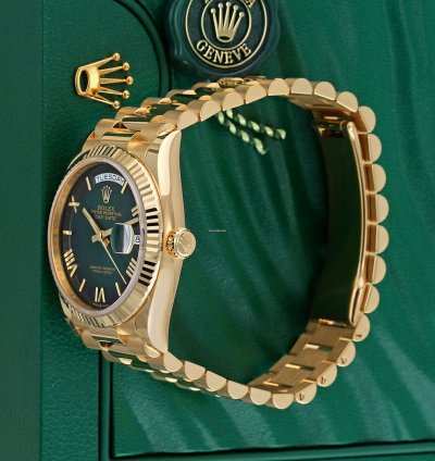 Rolex Day-date 36 36mm Yellow Gold 128238 Green Ombre Roman