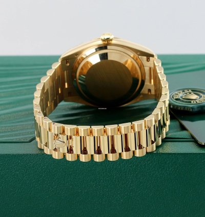 Rolex Day-date 36 36mm Yellow Gold 128238 Green Ombre Roman