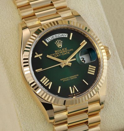 Rolex Day-date 36 36mm Yellow Gold 128238 Green Ombre Roman
