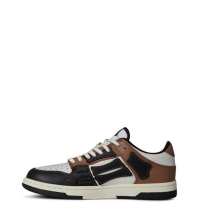 O1g2r1mq0324 Low Top Trainers In Black Brown
