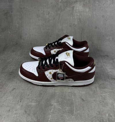Nike Sb Dunk Low Og Supreme Stars Barkroot Brown
