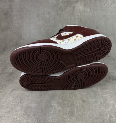 Nike Sb Dunk Low Og Supreme Stars Barkroot Brown